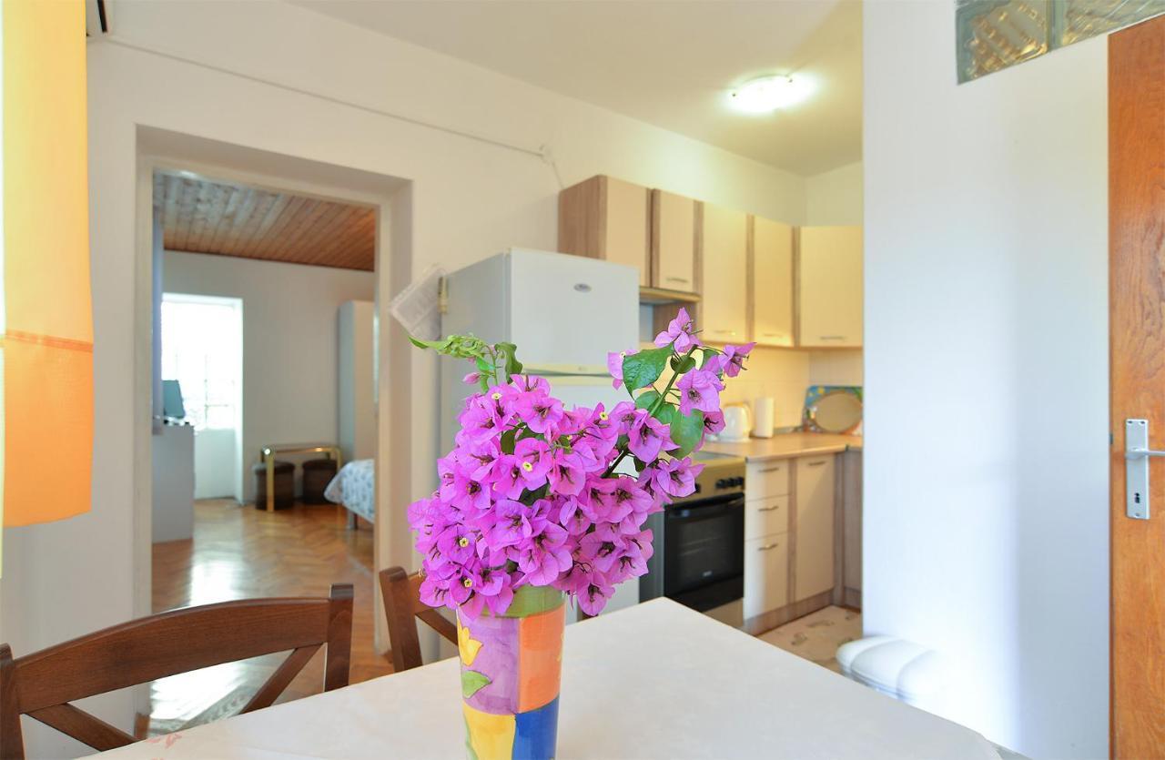 Apartments Jadranka 612 Rabac Exterior foto