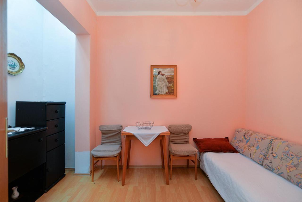 Apartments Jadranka 612 Rabac Exterior foto
